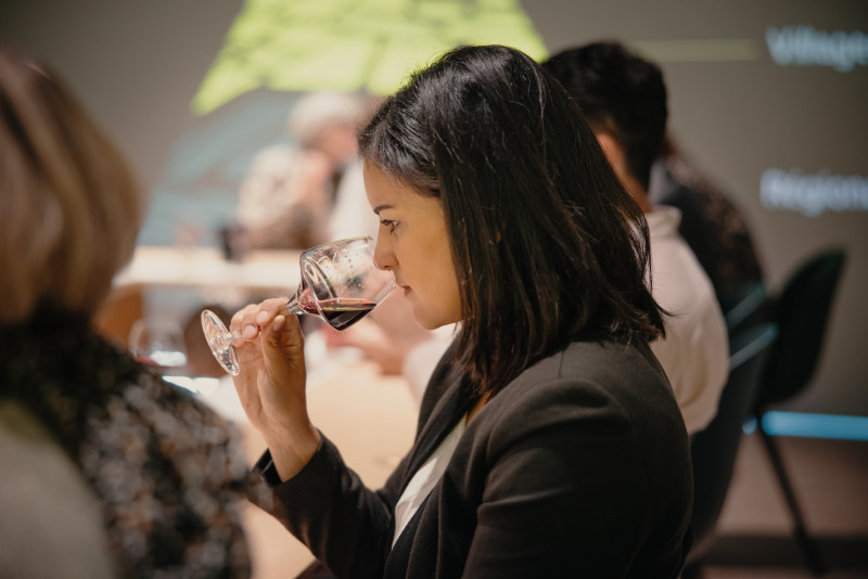 ateliers-immersifs-degustation-dijon-ecole-des-vins-de-bourgogne-2-intuive-152824 ateliers-immersifs-degustation-dijon-ecole-des-vins-de-bourgogne-2-intuive-152824